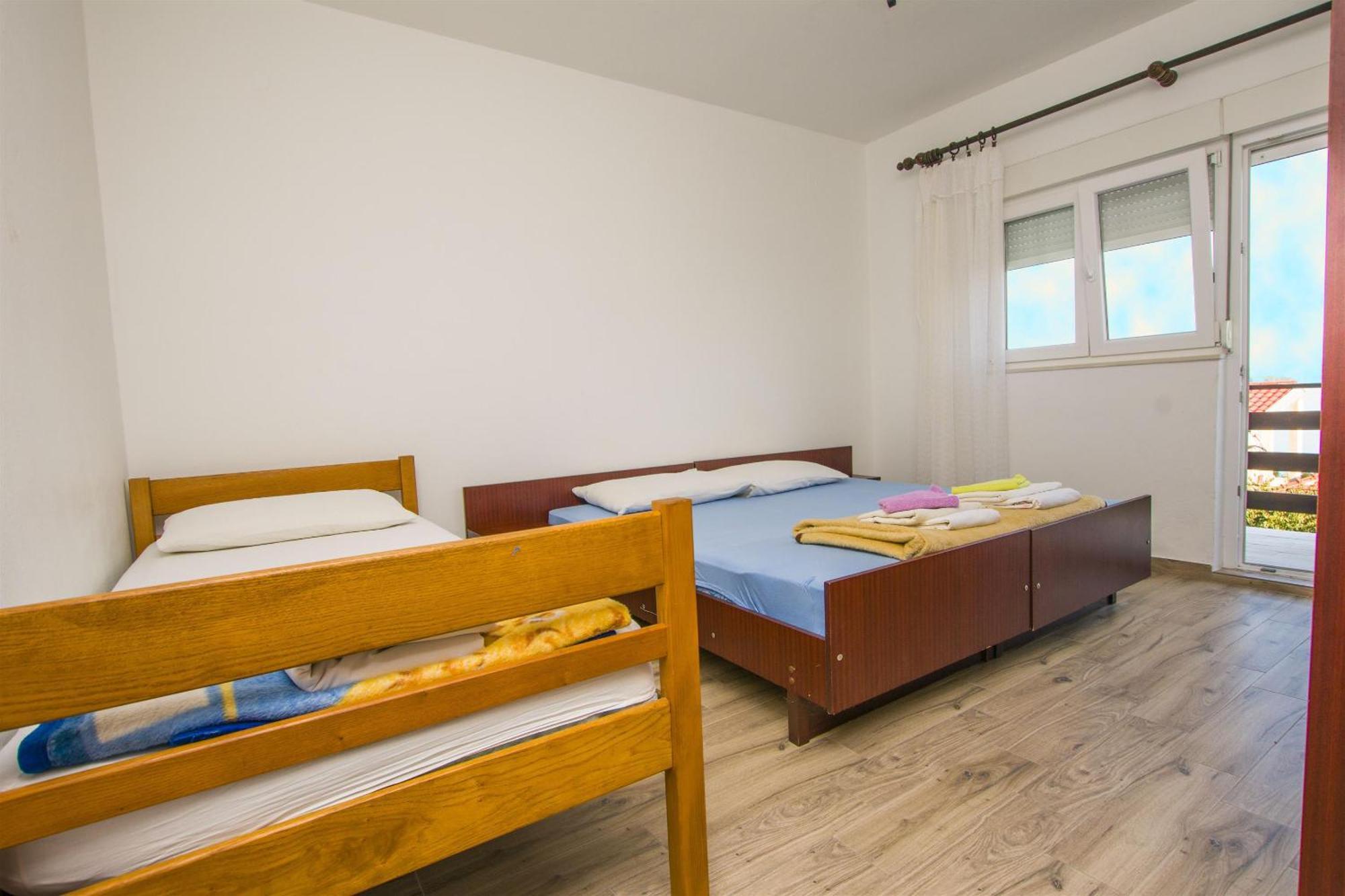 Apartment Marin Tkon Dış mekan fotoğraf
